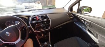 Suzuki SX4 S-CROSS - 8