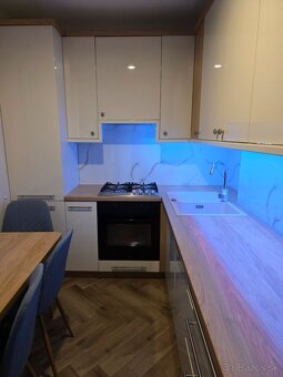 Prenajom 3-izboveho bytu na Okruznej ulici - 8