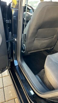 Volkswagen Jetta 2.0tdi dsg - 8