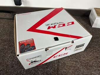 Profi korcule CCM RBZ - velkost 42 - 8