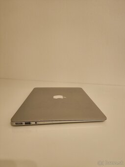 Apple MacBook Air 2014 i-5/8 Gb RAM/256 SSD - 8