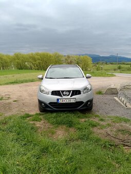 Nisan Qashqai+2 - 8