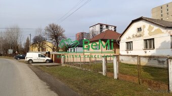 Rodinný dom v Jelšave na rekonštrukciu podľa svojich pred - 8
