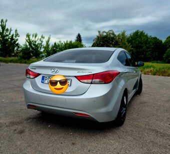 Hyunday elantra 2013 1.6 97kw benzín - 8