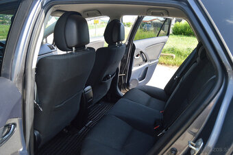 Toyota Avensis 2.0D-4D r v. 2012 Výborný stav.. - 8