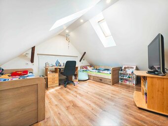 RODINNÝ DOM, VEĽKÁ GARÁŽ, POZEMOK 725m2,NIŽNÁ MYŠĽA, KOŠICE - 8