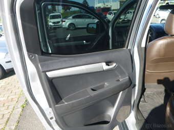 Isuzu DMax Twin turbo 2.5 Tdi 120 kw 2013 - 8