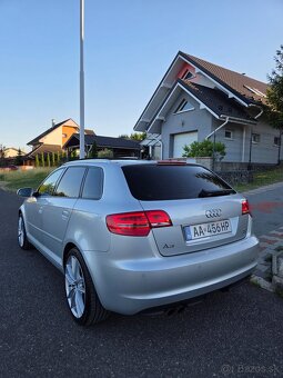 Audi A3 Sportback 2.0TDI quattro - 8