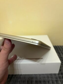 MacBook Air 15 M2 8/256GB 95% batéria - 8