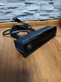 Xbox One 500gb + Kinect + 1 ovládač - 8