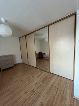 Prenájom 3-izbového bytu Nitra - staré mesto - 8