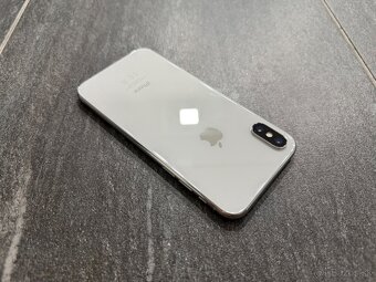 Apple iPhone X 64 GB v striebornej farbe Silver - 8