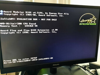 Retro zakladna doska PCChips M537 V5.1 + RAM + CPU - 8