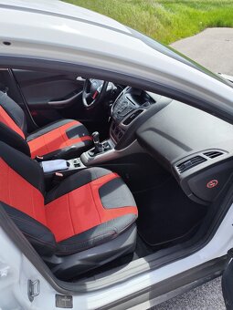 Ford 1.0 ecoboost 74kw.2013/7 94200km - 8