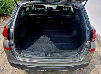 Hyundai i30 CW 1.5T- GDi Family DCT - 8