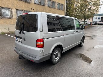 VOLKSWAGEN TRANSPORTER CARAVELLE T5 - 8