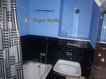 3 izbový (72 m2) tehlový byt I. sídlisko - 8