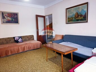 TICHÉ BÝVANIE V SRDCI MALÝCH KARPÁT – 4-IZBOVÝ DOM V DUBOVEJ - 8