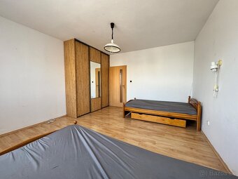 Na predaj 3 izbový byt s balkónom - 8