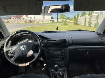 VOLKSWAGEN PASSAT B5.5 - 8