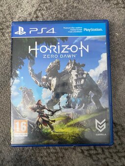 Playstation 4 Slim - 8