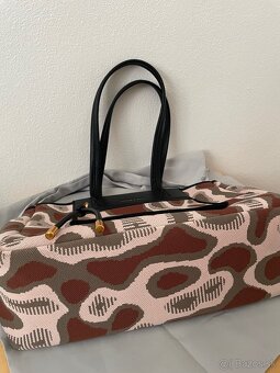 Kabelka Charles&Keith nová - 8