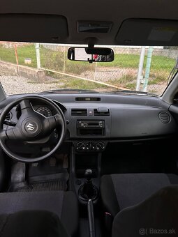 Suzuki Swift - 8