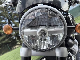 ROYAL ENFIELD SUPER METEOR 650 - 8
