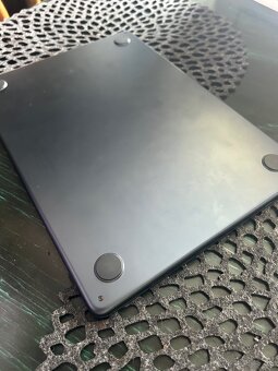 MacBook Air 2022 (M2) ako nový - 8