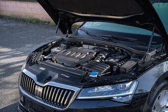 Škoda Superb Combi 2.0 TDI, 2022, DSG, Virtual, Matrix,Tažné - 8