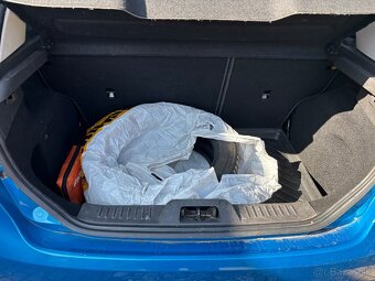 Predám Ford Fiesta 1,0i titánium - 8