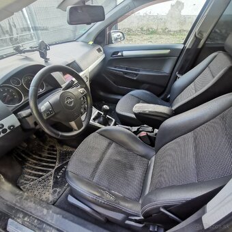 Opel astra H 1,8 LPG, 103 kw - 8