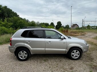 Hyundai Tucson 2.0 CRDI 4x4 - 8