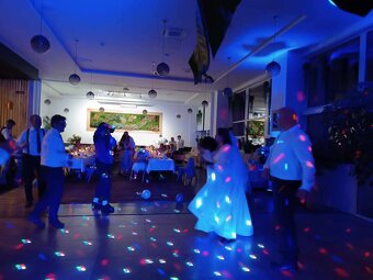 DJ, moderátor a heligonkár 3V1 - 8