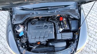 Škoda Octavia RS 2,0 TDi CR DSG F1, xenon navi nová STK EK - 8