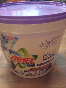 Ariel z dovozu 6 litrov/120 praní a prášok 10,5 kg/165 praní - 8