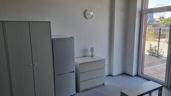 PRENÁJOM: 1IZBOVÝ KOMPLETNE ZARIADENÝ BYT S PARKOVANÍM, ŠAM - 8