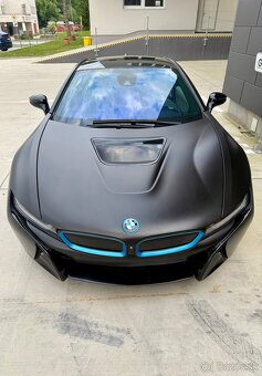 BMW I8 - 8