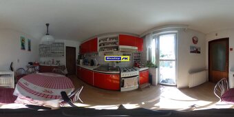 Priestranný rodinný dom v tichej lokalite Martin Priekopa - 8