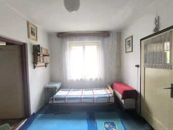 RD VYUŽITEĽNÝ AJ AKO CHALUPA, VHODNÝ NA BÝVANIE PODNIKANIE / - 8