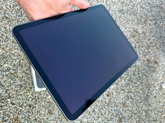 iPad AIR 4 / Cellular + Pencil 2 - 8