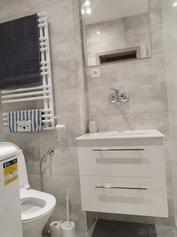 Moderne kompletne zrekonštruovaná garsónka - 8