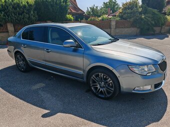 Škoda Superb 3.6 V6 - 8
