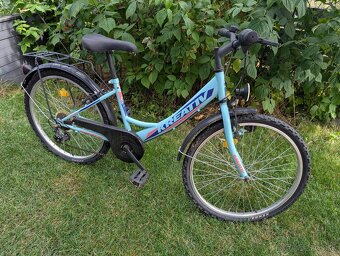 Tri bicykle pre rodinu - pánsky, dámsky a dievčenský - 8