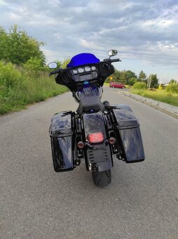 Harley Davidson Street Glide 2022 - 8