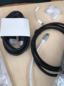 🎮📺 Mix káblov a redukcií – HDMI, VGA, USB-C a ďalšie - 8