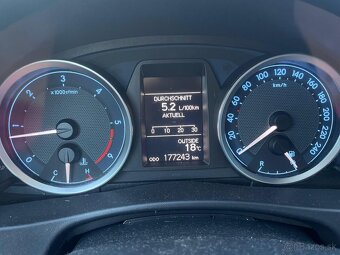 Toyota AURIS 2.0D-4D Diesel M6 TOP STAV - 8