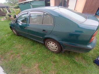 Škoda Octavia 1.6 55 kW, r. 2000 - 8