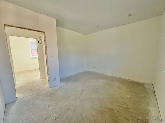 NOVOSTAVBA - rodinný dom v obci Veľaty - 8