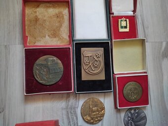 15 ks banícke odznaky vyznamenania medaile - 8
